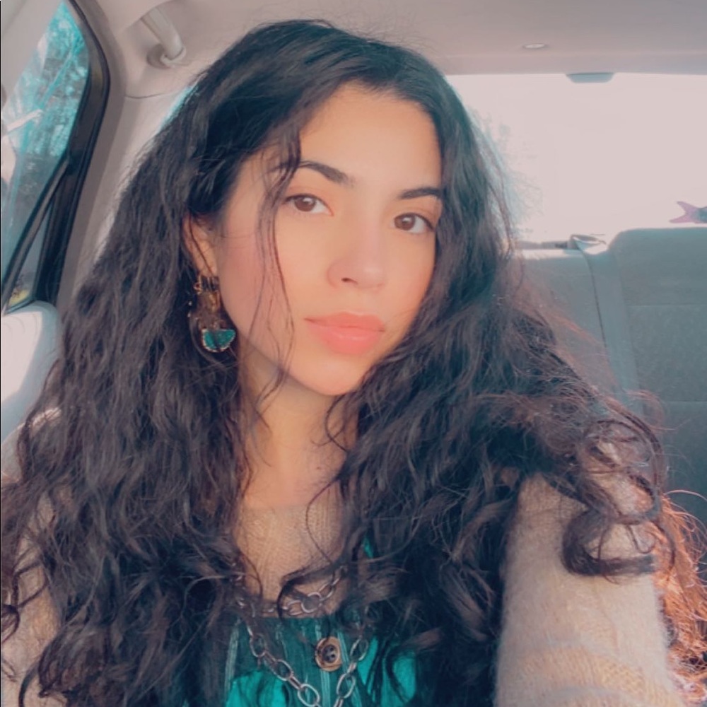 Meet your Posher, Sophia